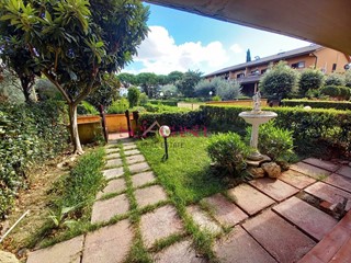 Villetta a schiera in Vendita a Grosseto, 380'000&euro;, 191 m²