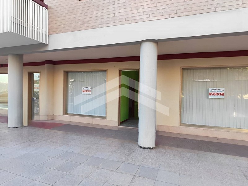 Immobile commerciale in Vendita a Campobasso, 70'000€, 70 m²
