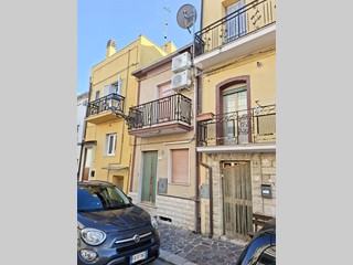 Bilocale in Vendita a Guardialfiera, 23'000€, 51 m²