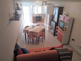 Trilocale in Vendita a Guardialfiera, 40'000€, 87 m²