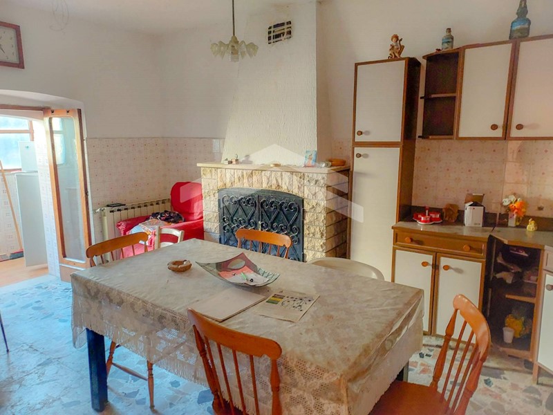 Appartamento in Vendita a Guardialfiera, 55'000€, 240 m²