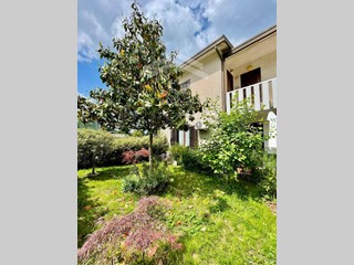 Quadrilocale in Vendita a San Massimo, 90'000€, 90 m²