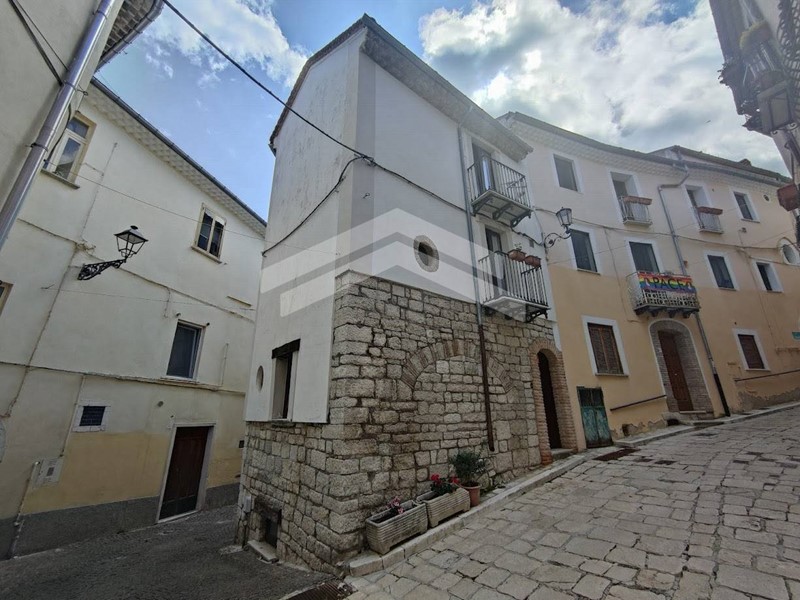 Bilocale in Vendita a Campobasso, 98'000€, 80 m²