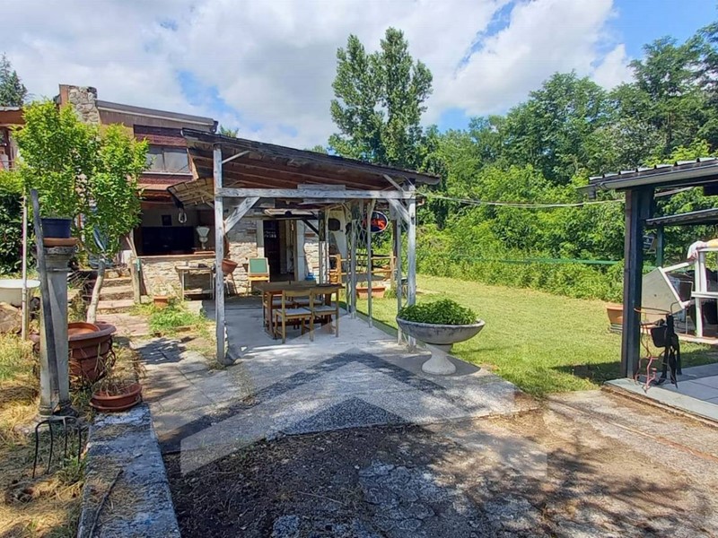 Appartamento in Vendita a Ripalimosani, 85'000€, 320 m²