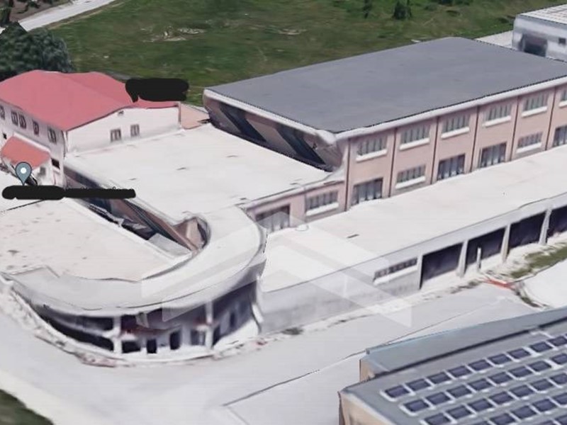 Immobile commerciale in Affitto a Campobasso, 900€, 315 m²