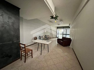 Immobile commerciale in Affitto a Campobasso, 450€, 55 m²