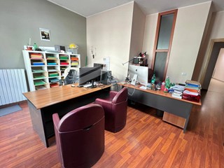 Appartamento in Vendita a Campobasso, 130'000€, 150 m²