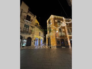 Appartamento in Vendita a Taormina, 80 m²