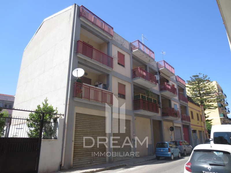 Attico in Vendita a Quartu Sant'Elena, 62'000&euro;, 92 m²