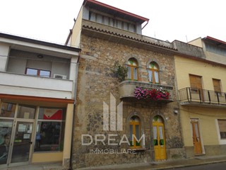 Casa Indipendente in Vendita a Guspini, 100'000€, 120 m²