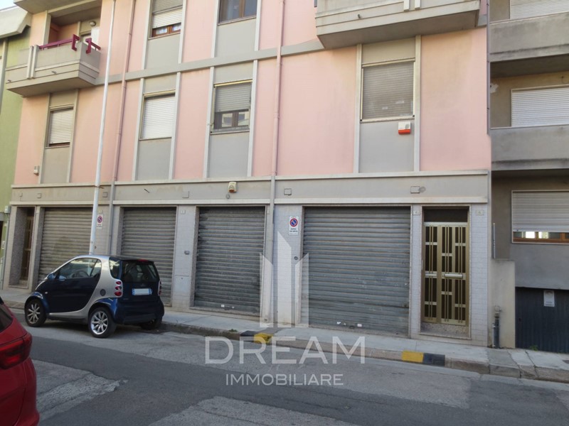 Immobile commerciale in Vendita a Quartu Sant'Elena, 39'000&euro;, 33 m²