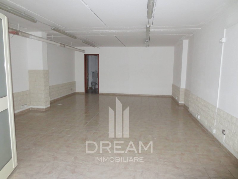 Magazzino in Vendita a Quartu Sant'Elena, 41'000&euro;, 63 m²