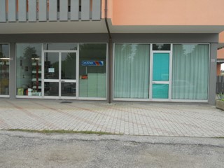 Laboratorio in Vendita a Martinsicuro, 150'000€, 250 m²