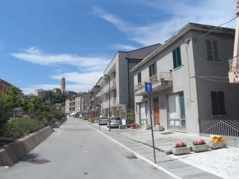Casa Indipendente in Vendita a Petritoli, 150'000€, 325 m²