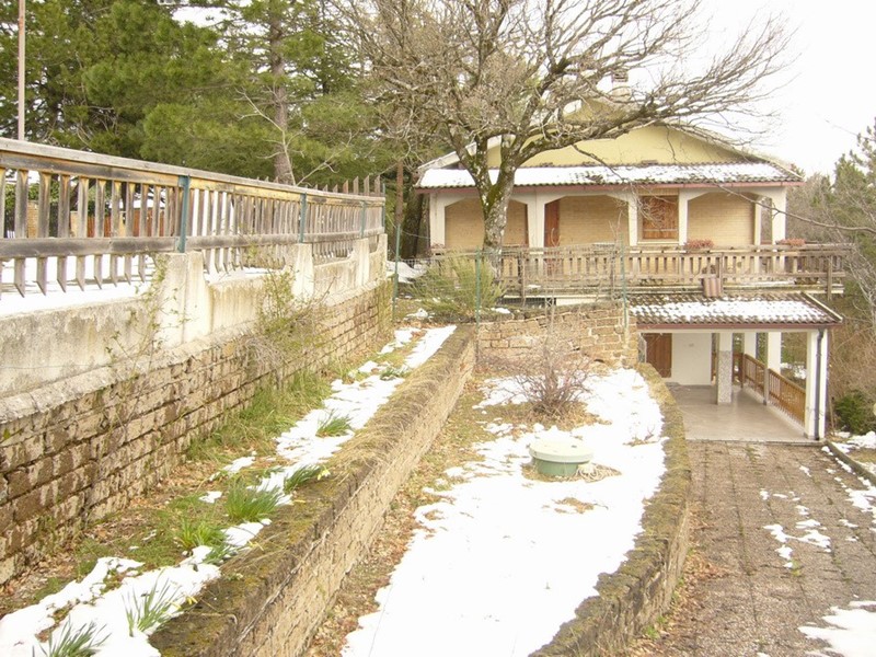 Quadrilocale in Vendita a Montefortino, 99'000€, 80 m²