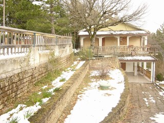 Quadrilocale in Vendita a Montefortino, 99'000€, 80 m²