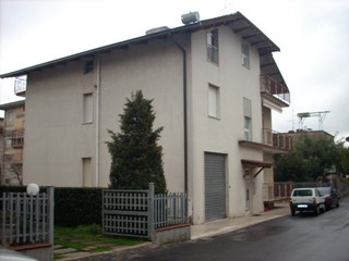Appartamento in Vendita a Monsampolo del Tronto, 195'000€, 200 m²
