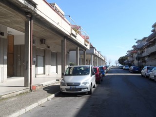 Immobile commerciale in Vendita a Martinsicuro, 55'000€, 100 m²