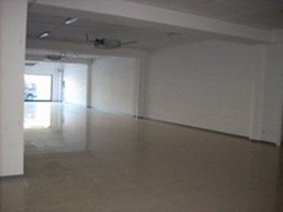 Immobile commerciale in Vendita a San Benedetto del Tronto, 275 m²