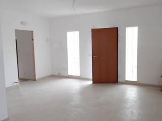 Laboratorio in Vendita a San Benedetto del Tronto, 200'000€, 370 m²