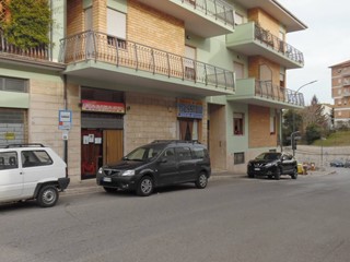 Immobile commerciale in Vendita a Folignano, 60'000€, 55 m²