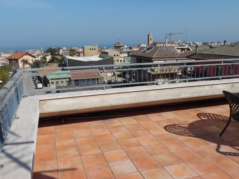 Appartamento in Vendita a San Benedetto del Tronto, 250'000€, 110 m²