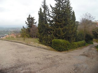 Terreno edificabile in Vendita a Spinetoli, 60'000€, 900 m²