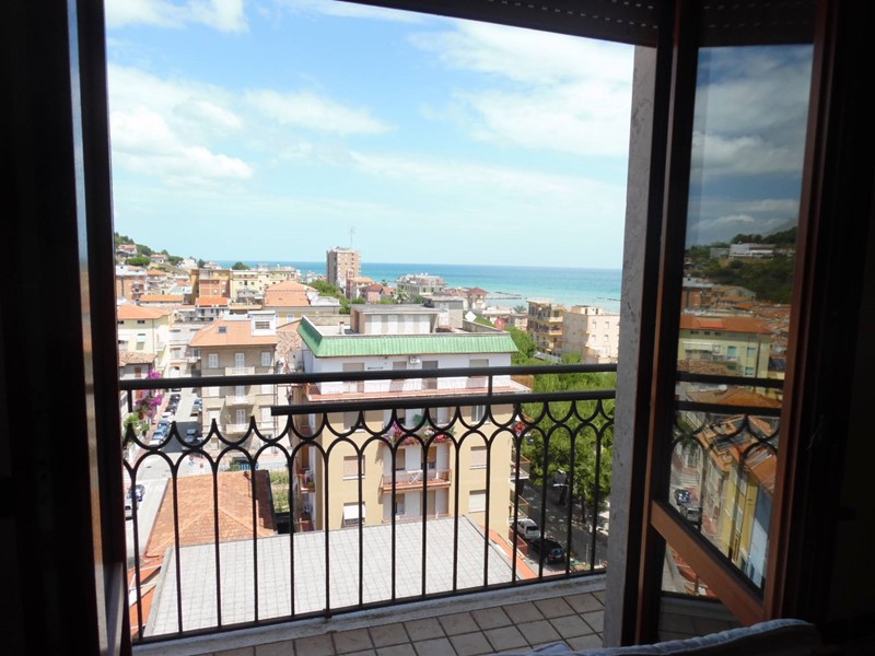 Trilocale in Vendita a Grottammare, 310'000€, 100 m²