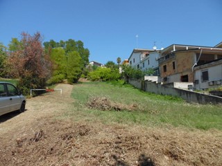 Terreno edificabile in Vendita a Colonnella, 1500 m²