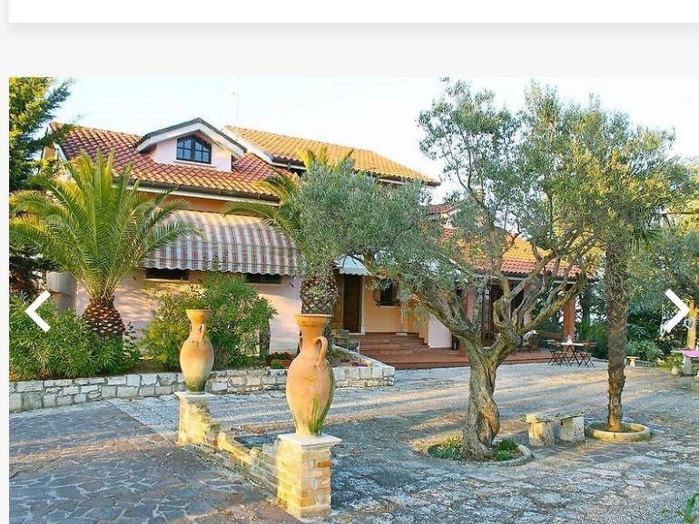Villa in Vendita a Monteprandone, 560'000€, 300 m²
