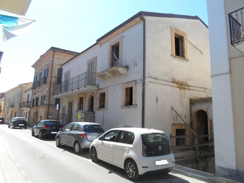 Appartamento in Vendita a Tortoreto, 450'000€, 400 m²