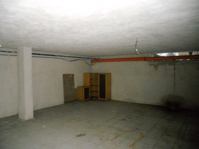 Magazzino in Vendita a Martinsicuro, 17'000€, 60 m²