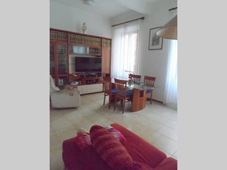 Casa Indipendente in Vendita a Grottammare, 280 m²