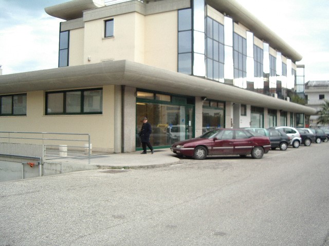 Magazzino in Vendita a San Benedetto del Tronto, 60'000€, 70 m²