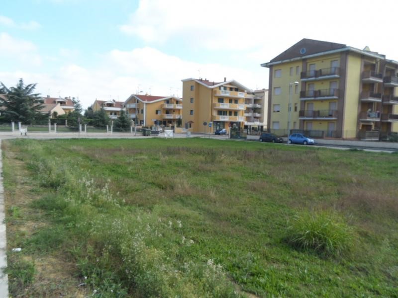 Terreno edificabile in Vendita a Corropoli, 2500 m²