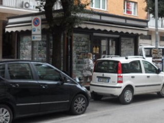 Attività commerciale in Vendita a San Benedetto del Tronto, 20 m²