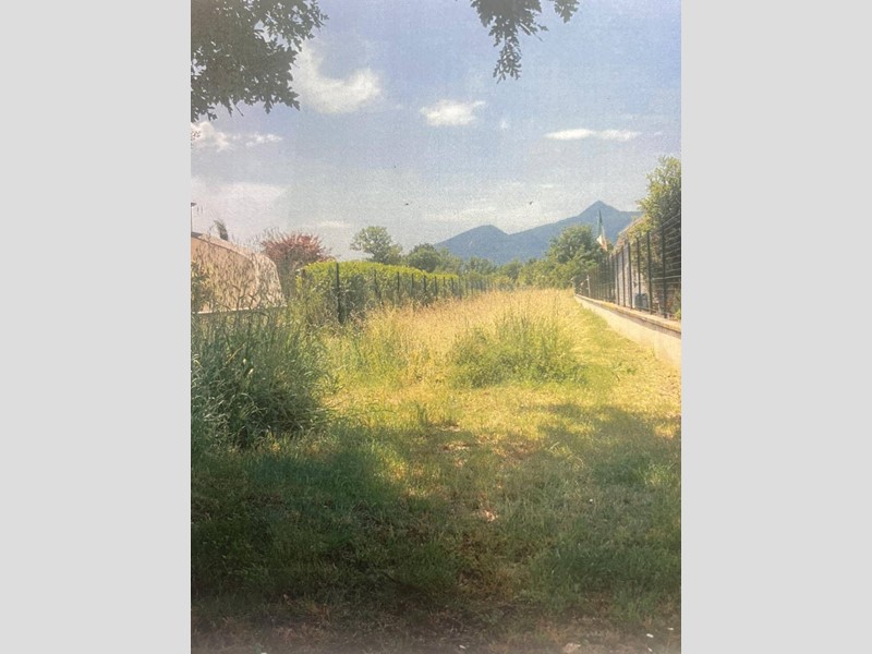 Terreno industriale in Vendita a Frosinone, 420'000€, 11960 m²