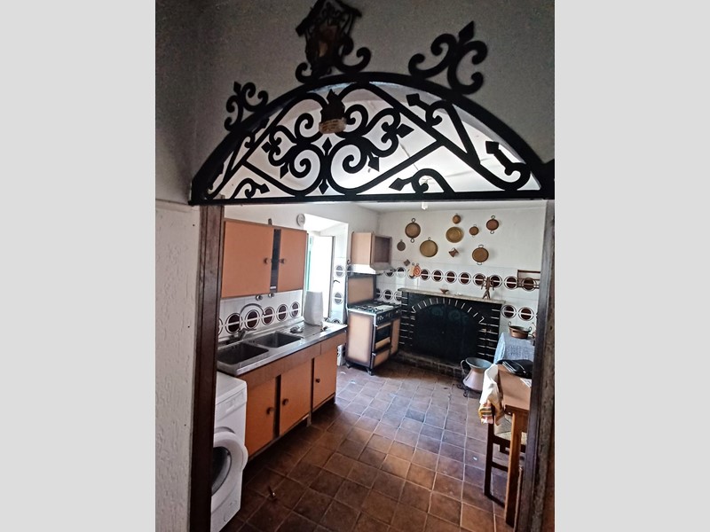 Appartamento in Vendita a Amaseno, 39'000€, 130 m²