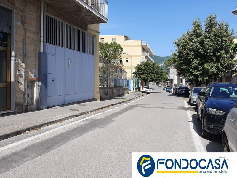 Magazzino in Vendita a Nocera Inferiore, 54'000€, 70 m²