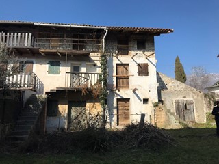 Rustico in Vendita a Aviano, 45'000€, 440 m²