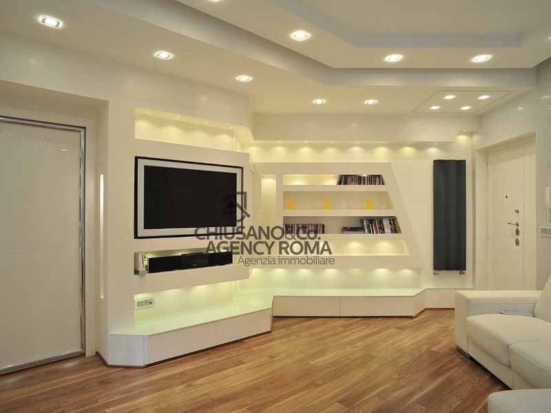 Trilocale in Vendita a Roma, 450'000&euro;, 95 m²