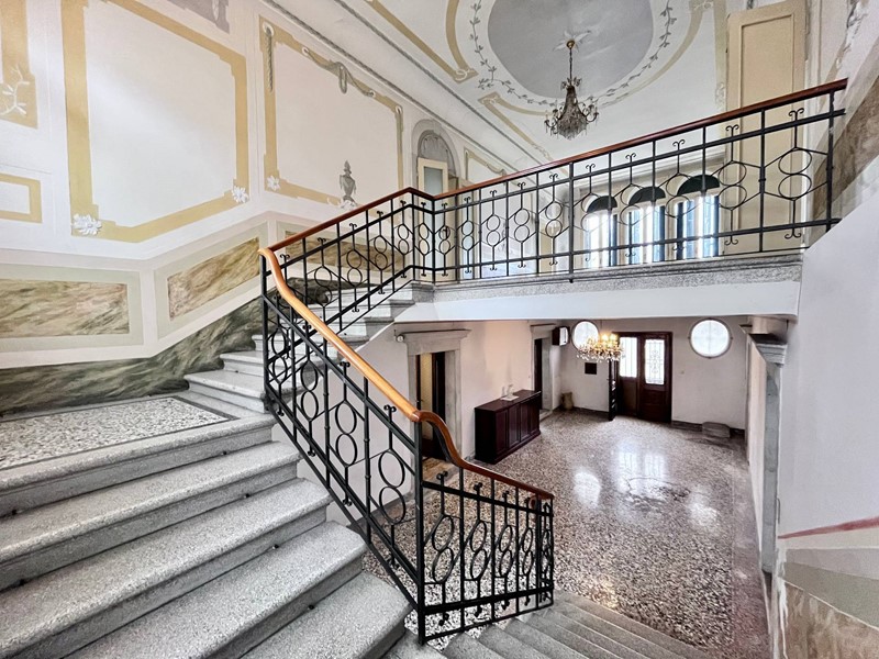 Appartamento in Vendita a Pordenone, 580'000€, 605 m²