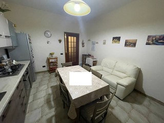 Appartamento in Vendita a Ottaviano, 165'000€, 160 m²