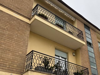 Quadrilocale in Vendita a Fermo, 140'000€, 110 m²