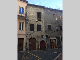 Quadrilocale in Vendita a Acuto, 98'000€, 122 m²