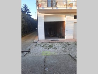 Box in Affitto a Altidona, 250&euro;, 50 m²