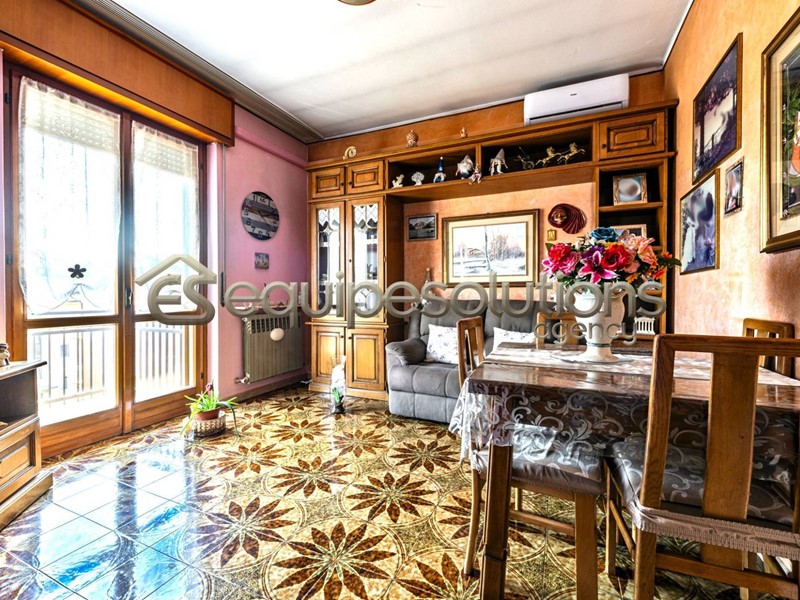 Trilocale in Vendita a Alzano Lombardo, 160'000€, 95 m²