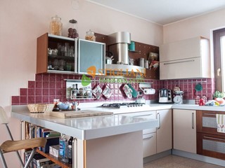 Villa in Vendita a Campodipietra, 700 m²