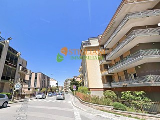 Casa Semi Indipendente in Affitto a Campobasso, 190€, 90 m²