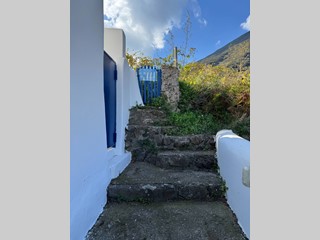 Terreno agricolo in Vendita a Malfa, 135'000€, 3000 m²